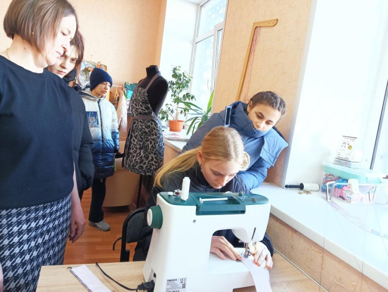 «Экскурсия в швейное ателье».